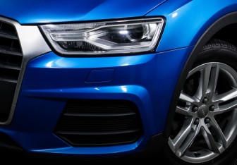 Подержанный автомобиль Audi Q3 2016 года (16 фото)