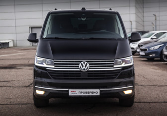 Подержанный автомобиль Volkswagen Multivan 2020 года (4 фото)