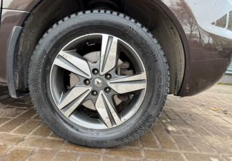 Подержанный автомобиль Renault Koleos 2014 года (15 фото)