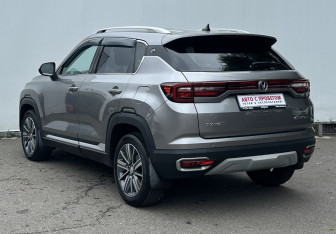 Подержанный автомобиль Changan CS35PLUS 2019 года (7 фото)