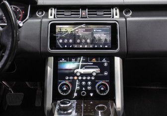 Подержанный автомобиль Land Rover Range Rover 2018 года (15 фото)