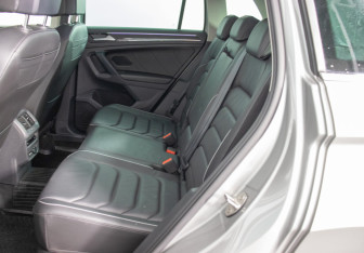 Подержанный автомобиль Volkswagen Tiguan 2021 года (11 фото)