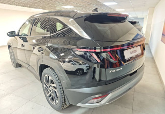 Новый Hyundai Tucson 2025 (4 фото)
