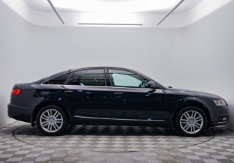 Подержанный автомобиль Audi A6 Sedan 2010 года (4 фото)
