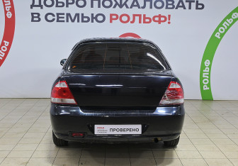 Подержанный автомобиль Nissan Almera Classic 2012 года (5 фото)