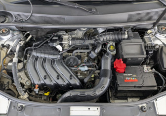 Подержанный автомобиль Renault Sandero 2021 года (9 фото)