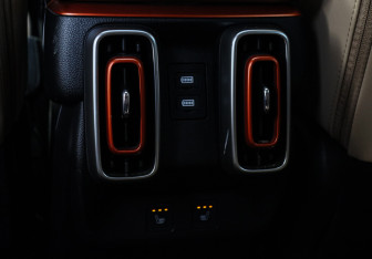 Подержанный автомобиль Haval Dargo 2022 года (10 фото)