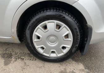 Подержанный автомобиль Ford Focus Sedan 2008 года (12 фото)