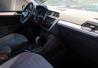 Подержанный автомобиль Volkswagen Tiguan 2021 года (7 фото)