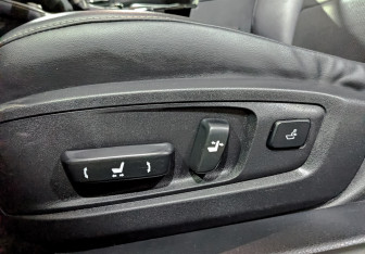 Подержанный автомобиль Lexus ES 2018 года (28 фото)