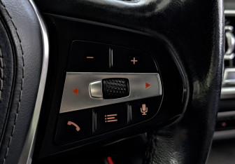 Подержанный автомобиль BMW X5 2019 года (28 фото)