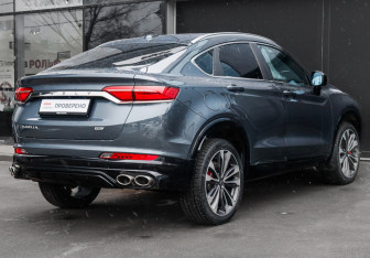Подержанный автомобиль Geely Tugella 2023 года (5 фото)