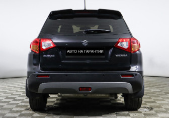 Подержанный автомобиль Suzuki Vitara 2016 года (4 фото)