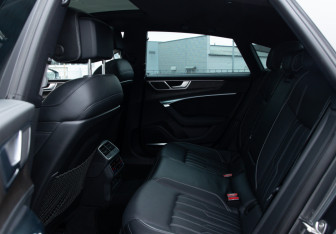 Подержанный автомобиль Audi A7 2020 года (13 фото)