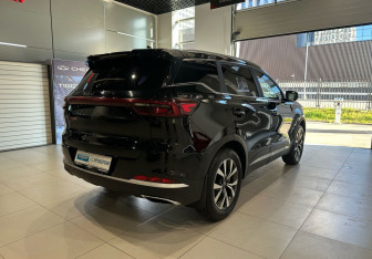Подержанный автомобиль Chery Tiggo 7 Pro Max 2023 года (4 фото)