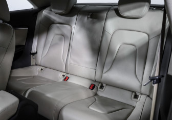 Подержанный автомобиль Audi A5 Coupe 2014 года (10 фото)