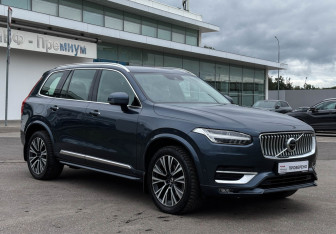 Подержанный автомобиль Volvo XC90 2020 года (3 фото)