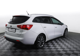 Подержанный автомобиль Kia Ceed Wagon 2015 года (5 фото)