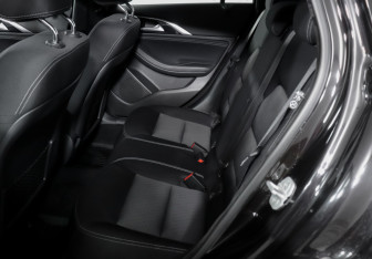 Подержанный автомобиль Infiniti QX30 2017 года (10 фото)