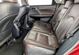 Подержанный автомобиль Lexus RX 2016 года (12 фото)