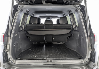 Подержанный автомобиль Toyota Land Cruiser Suv 2021 года (10 фото)