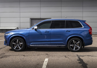 Подержанный автомобиль Volvo XC90 2019 года (7 фото)