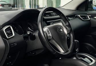 Подержанный автомобиль Nissan Qashqai 2018 года (13 фото)