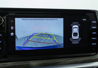 Подержанный автомобиль Kia K5 2021 года (16 фото)