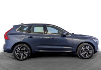 Новый Volvo XC60 2025 (4 фото)