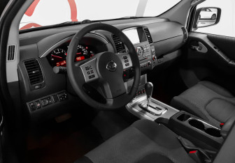 Подержанный автомобиль Nissan Pathfinder 2014 года (7 фото)