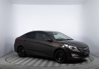 Подержанный автомобиль Hyundai Solaris Sedan 2016 года (3 фото)