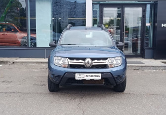 Подержанный автомобиль Renault Duster 2018 года (2 фото)
