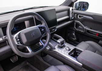 Подержанный автомобиль Jetour T2 2024 года (10 фото)