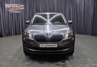 Подержанный автомобиль Skoda Karoq 2020 года (2 фото)