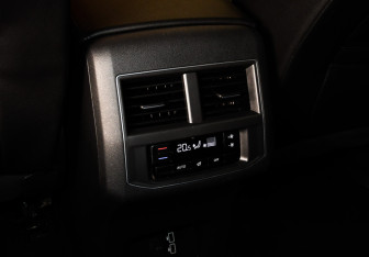 Подержанный автомобиль Volkswagen Teramont 2018 года (19 фото)