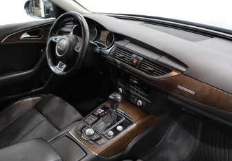 Подержанный автомобиль Audi A6 Sedan 2014 года (10 фото)