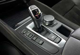 Подержанный автомобиль BMW X6 2019 года (29 фото)