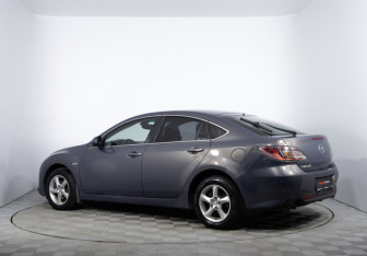 Подержанный автомобиль Mazda 6 Liftback 2007 года (7 фото)