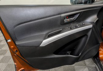 Подержанный автомобиль Suzuki SX4 Hatchback 2018 года (20 фото)