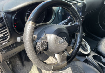 Подержанный автомобиль Kia Soul 2014 года (14 фото)