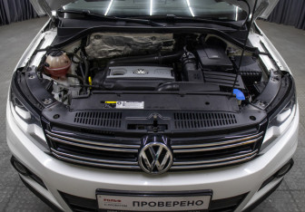 Подержанный автомобиль Volkswagen Tiguan 2016 года (9 фото)