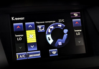 Подержанный автомобиль Lexus RX 2012 года (26 фото)