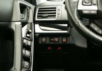 Подержанный автомобиль Subaru Forester Suv 2017 года (14 фото)