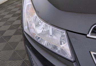 Подержанный автомобиль Chevrolet Cruze Sedan 2014 года (11 фото)