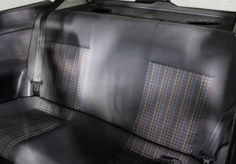 Подержанный автомобиль Volkswagen Polo Hatchback 2008 года (7 фото)