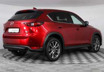 Подержанный автомобиль Mazda CX-5 2022 года (5 фото)