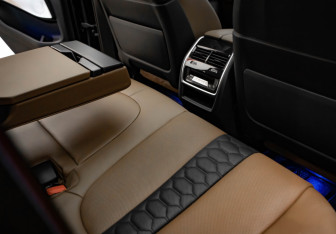 Подержанный автомобиль BMW X5 M 2022 года (33 фото)