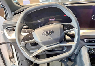 Новый Audi Q5 2025 (4 фото)