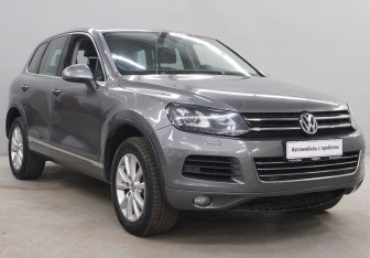 Подержанный автомобиль Volkswagen Touareg 2012 года (3 фото)