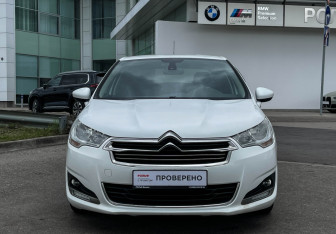 Подержанный автомобиль Citroen C4 Sedan 2013 года (2 фото)